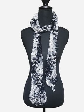 Y2k Fuzzy Scarf Womens One Size 64" Long 4" Wide Black White Soft Vntg Boho